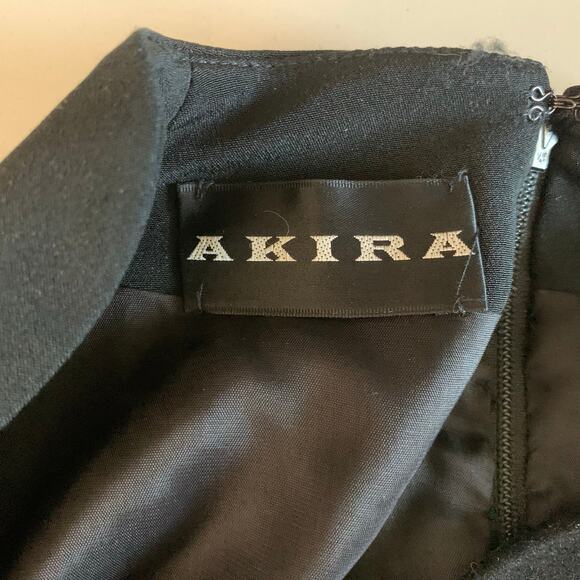 AKIRA Dress 8 Vintage Union Made 100% Silk Scallop V Neckline Midi Hidden Zipper - Picture 10 of 13